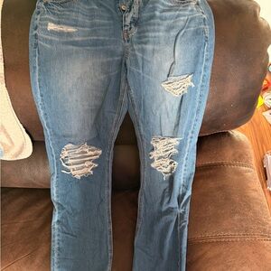 American Eagle Outfitters Blue Distressed Boyfriend Jeans
